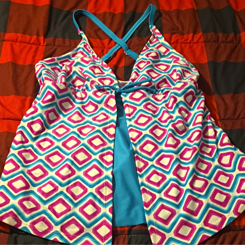 Beach Diva Women's Tankini Swim Top Tank Style Size 14 Blue/Pink/White Geo